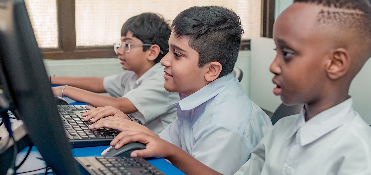 Al Muntazir Islamic International School